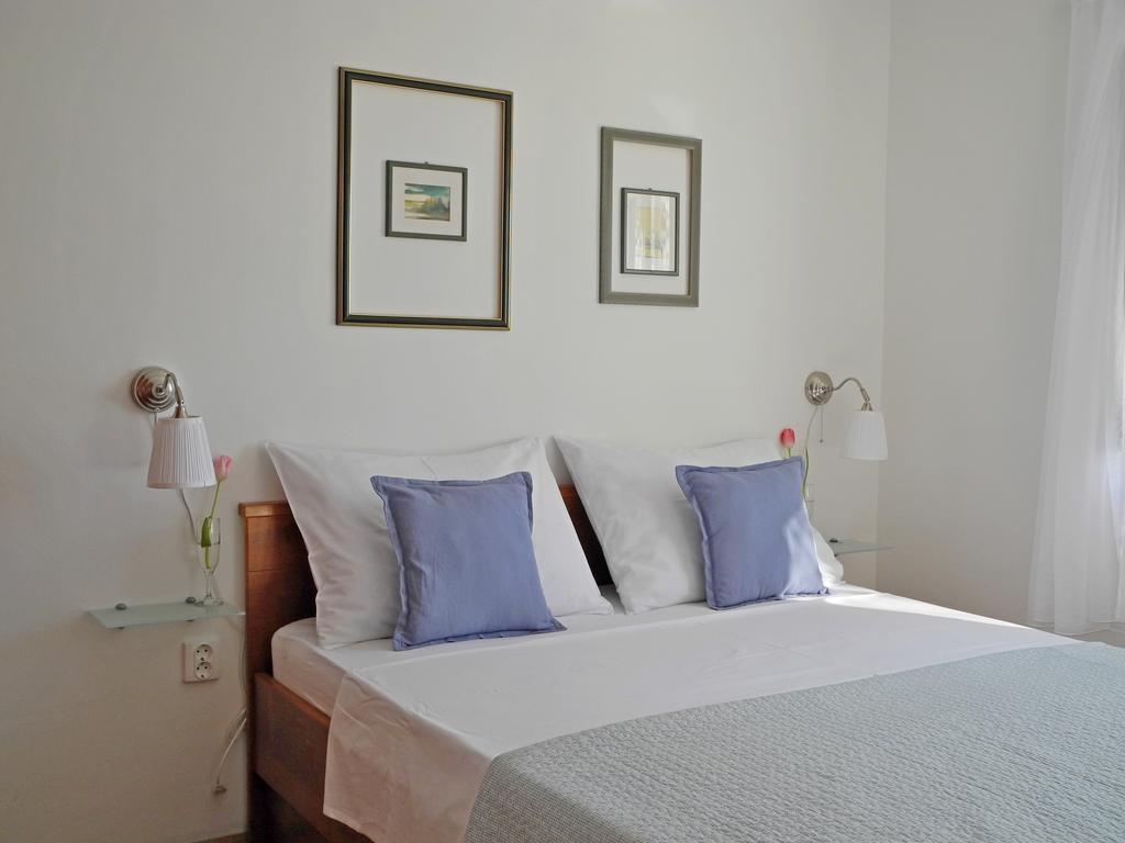Apartments & Room Paula Stobreč Szoba fotó