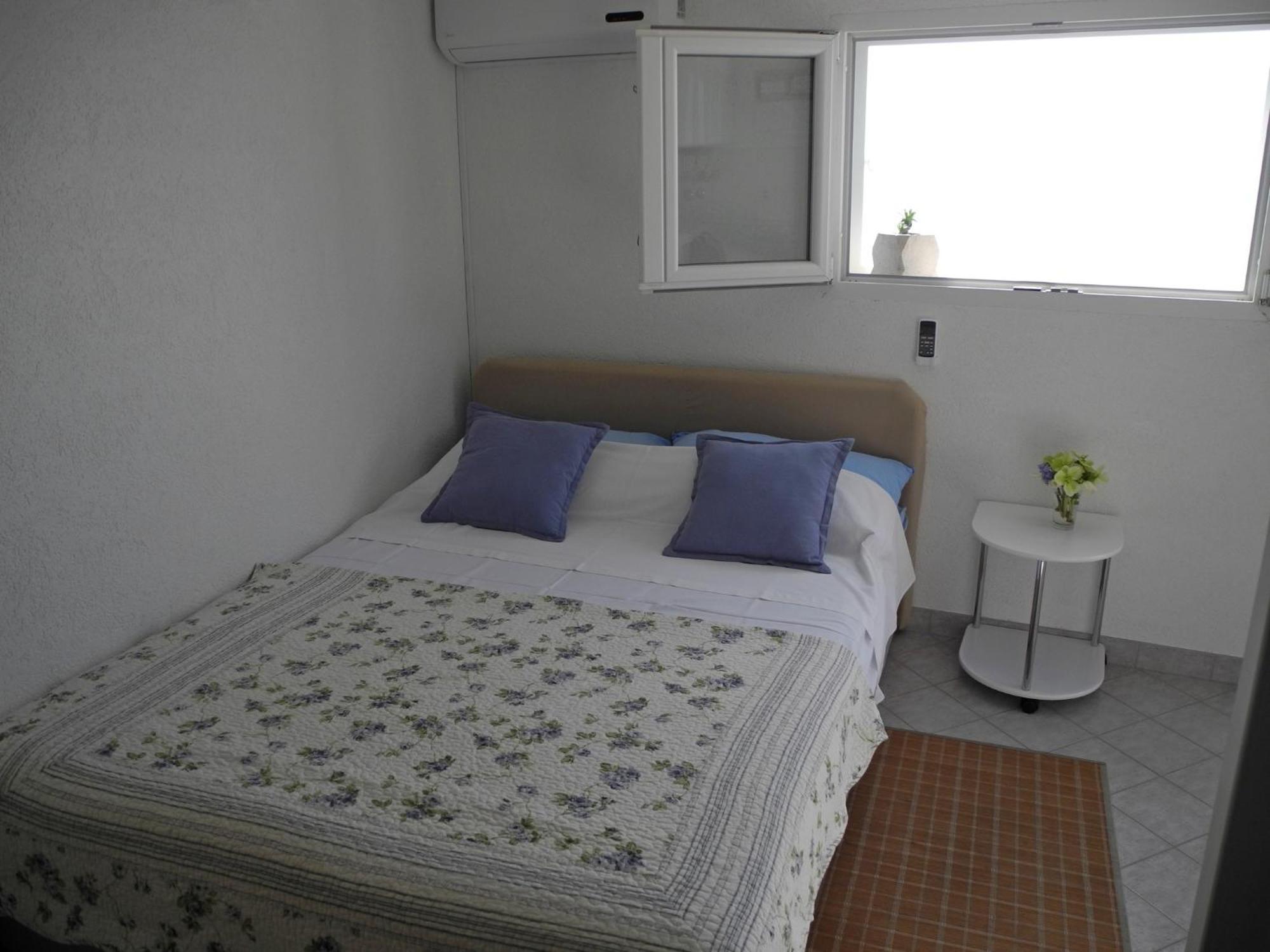 Apartments & Room Paula Stobreč Szoba fotó